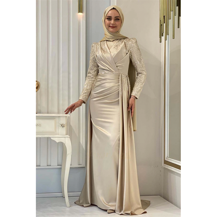 Akra Abiye Gold